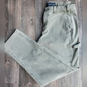 Abercrombie & Fitch Loose Fit Workwear Pants – Army Green (30x32)